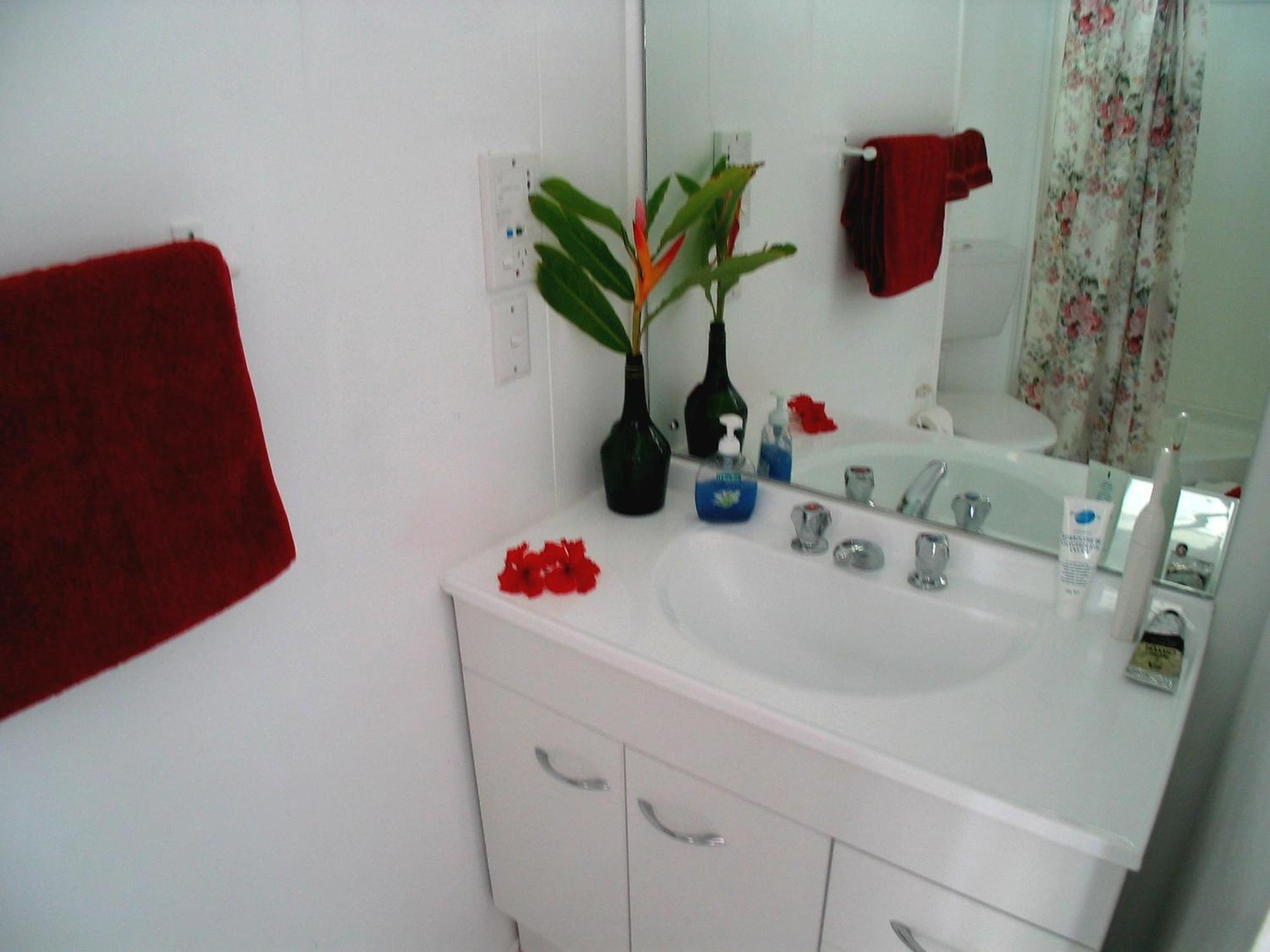 Sunhaven Beach Bungalows (Adults Only) Rarotonga Dış mekan fotoğraf